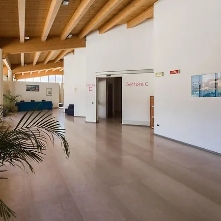 Hotel Grand Tiziano E Dei Congressi 4*
